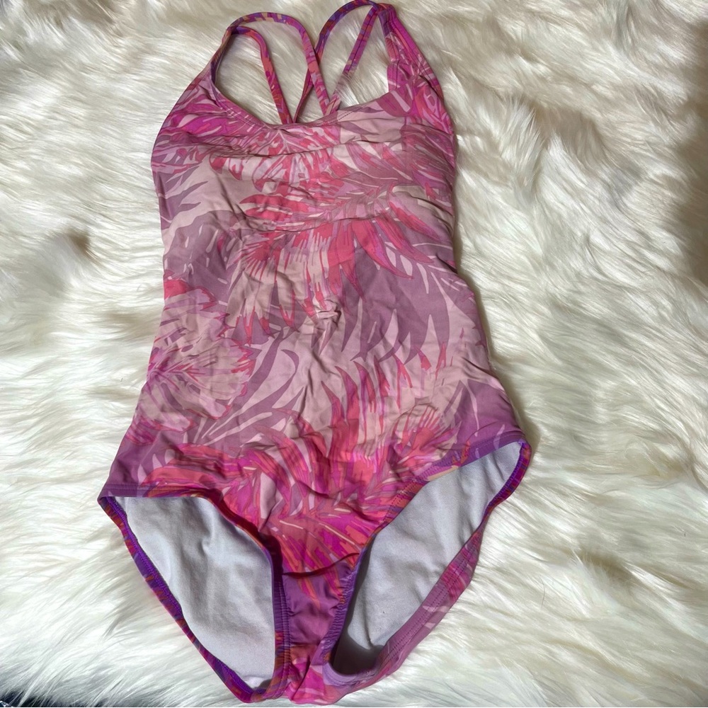 Speedo pink one piece swimsuit size 6